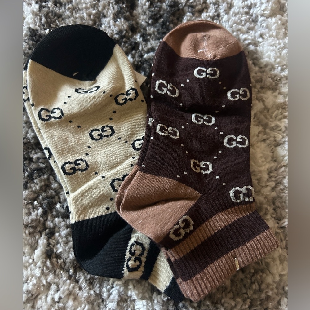 Women’s fashionable cute socks. Size 9-11 brand new